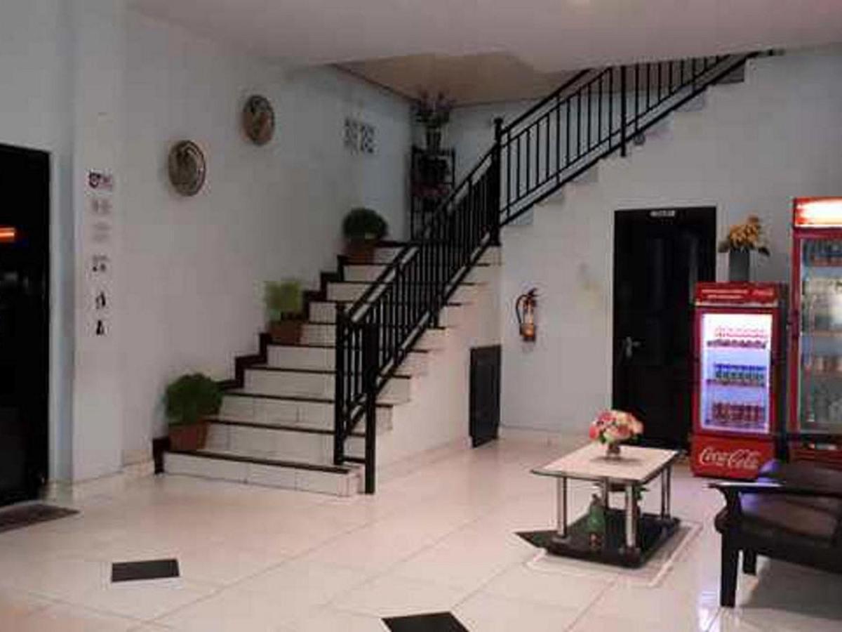 Reddoorz At Hotel Rumberpon Sorong Dış mekan fotoğraf