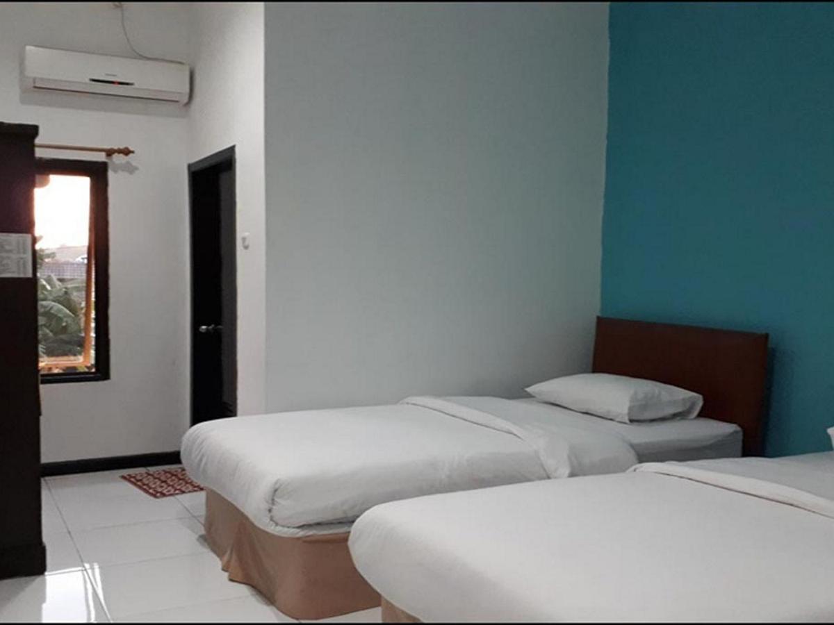 Reddoorz At Hotel Rumberpon Sorong Dış mekan fotoğraf